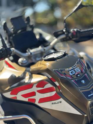 BMW F 850 GS ADVENTURE PREMIUM BMW F 850 GS ADVENTURE PREMIUM
